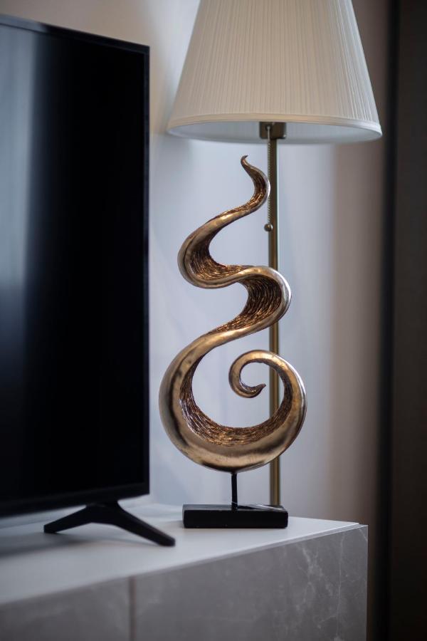 Luxurious Art Deco Apartment In The King Street Boedapest Buitenkant foto
